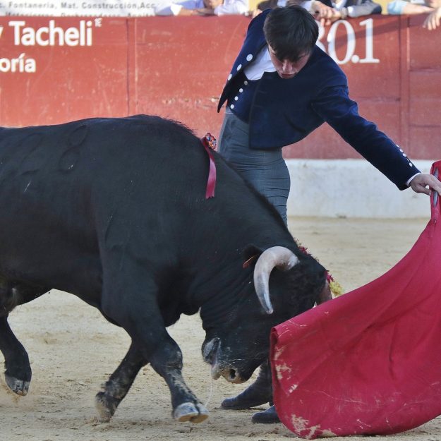 imanol-sanchez-al-natural-en-alagon-2016