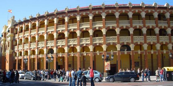 Zaragoza_-_Plaza_de_Toros_4