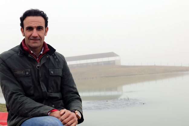 Alberto Álvarez en la casa del toro con Imanol Sánchez