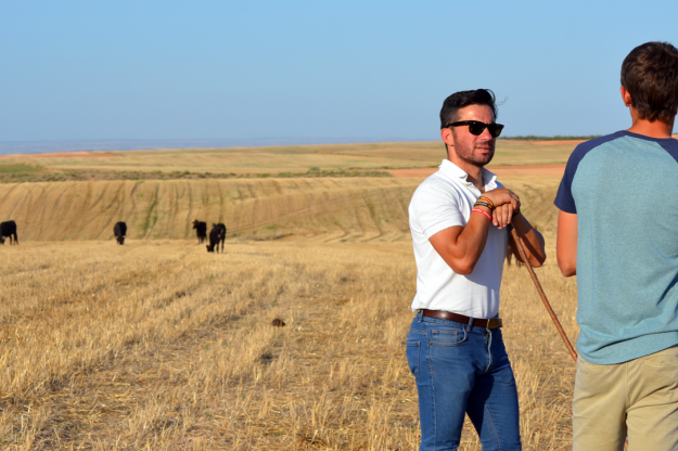 Imanol Sánchez y Raúl Izquierdo en la casa del toro