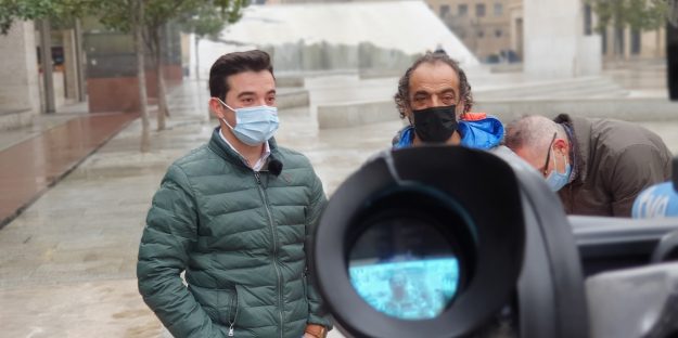Imanol Sánchez y Carlos Pauner en la prensa red