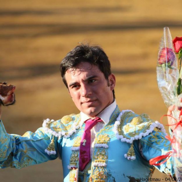 969809_546277875419427_1999302352_n