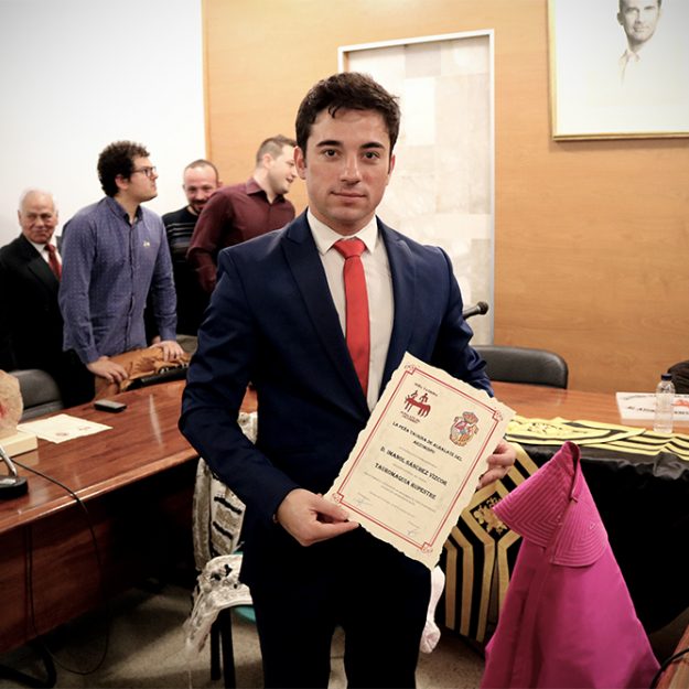 Imanol Sánchez premiado en Albalate del Arzobispo