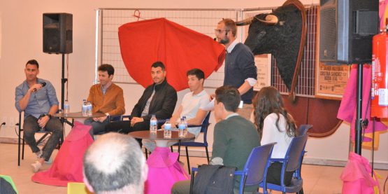 Charla Taurina en Zuera