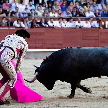Marco Galán con el capote