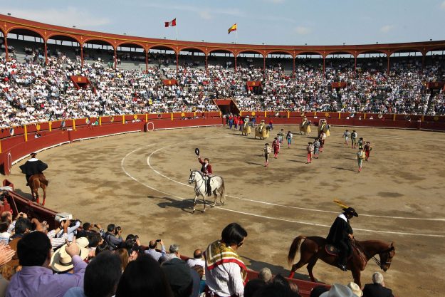 La histórica plaza de Acho se cierra a los toros por vez primera en 74 años